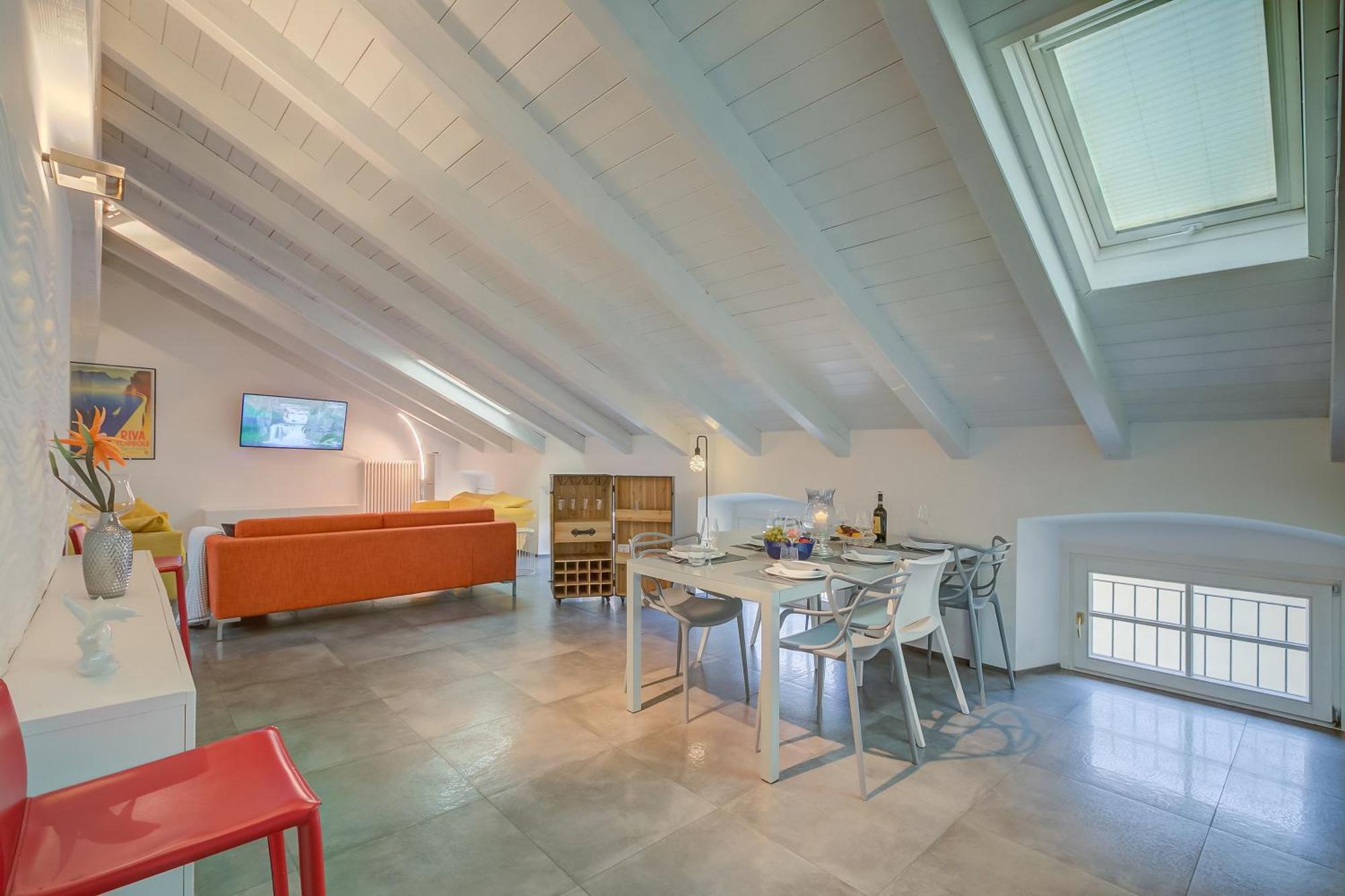 Appartamento Loft & Jacuzzi - Happy *